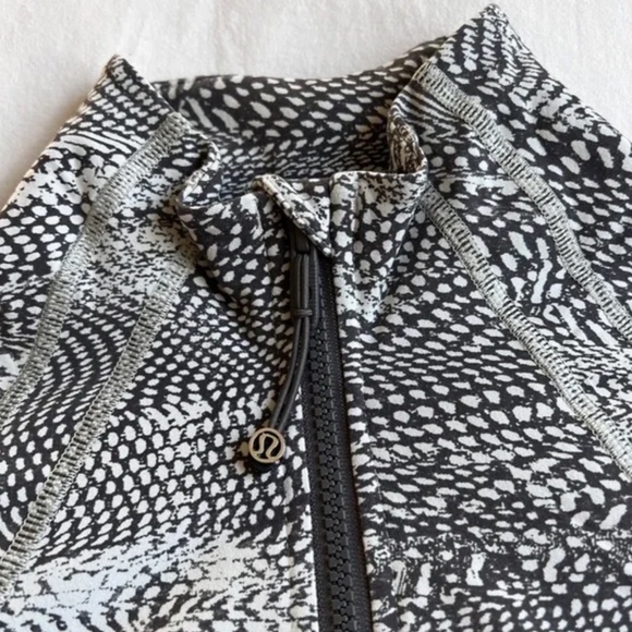 Lululemon Define Jacket Swerve Vapor Metal Grey / Metal Grey Size 10 - Picture 8 of 9